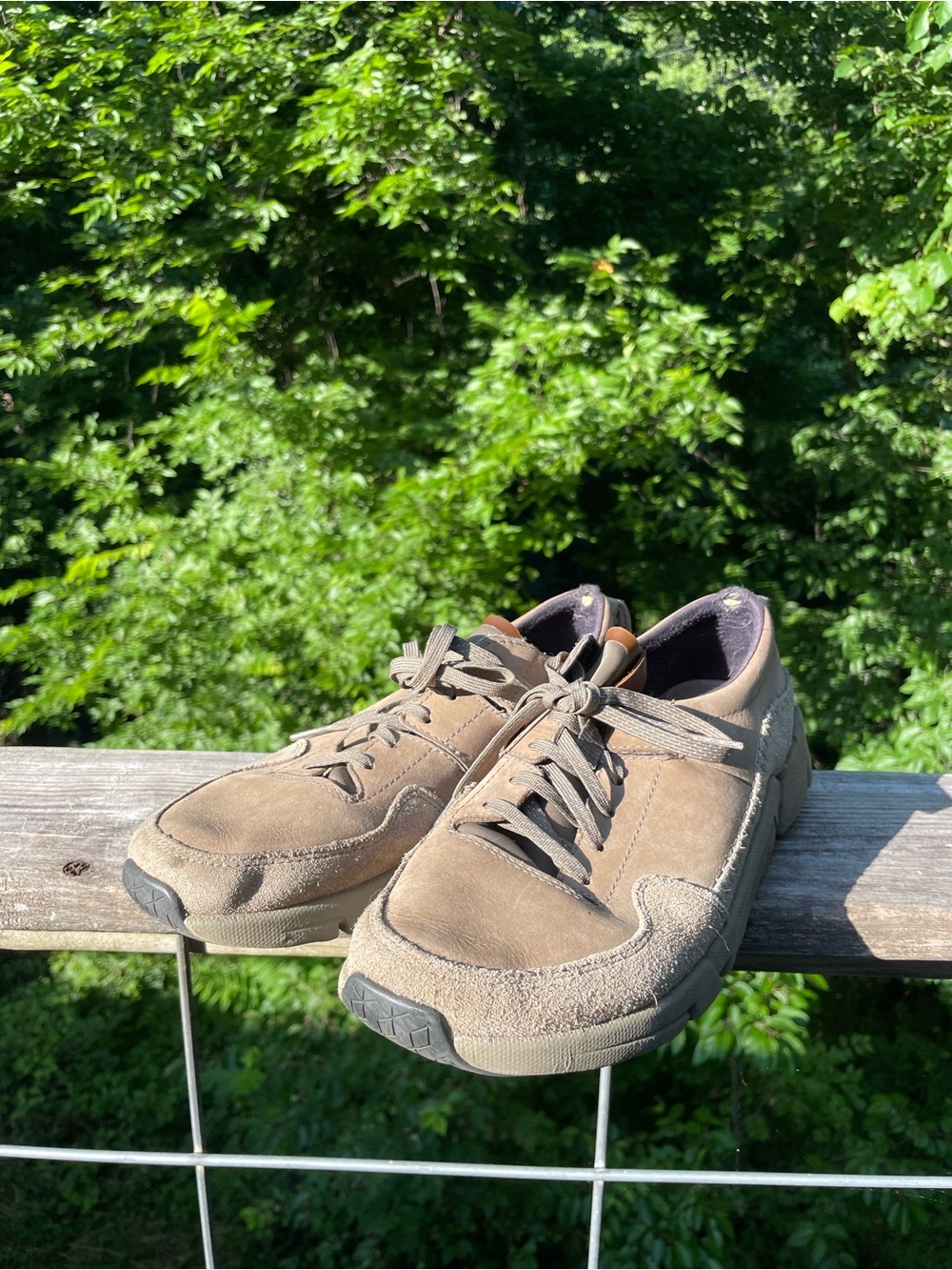 Men’s Clark’s Olive Suede Lace-Up Sneakers runners Tri-genics